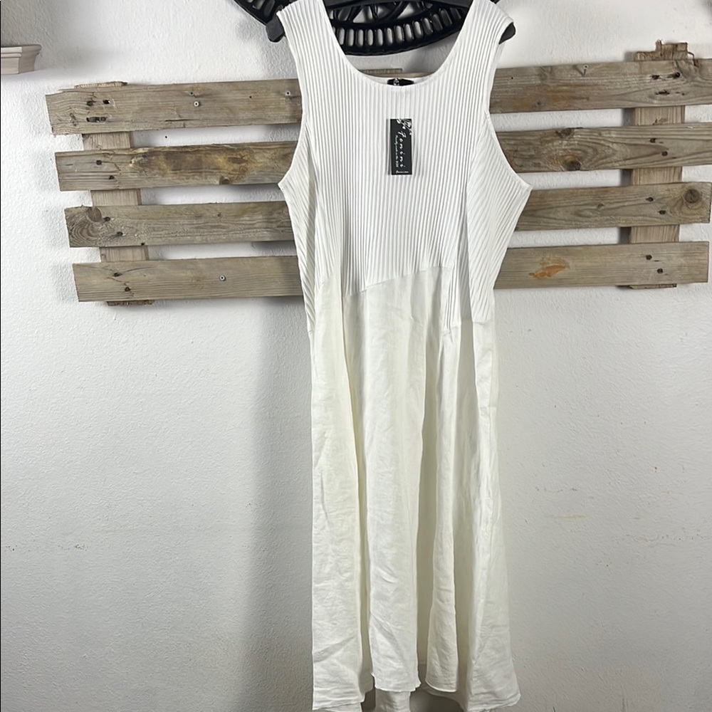 Cream A-Line Maxi Dress with Scoop Neck - Picture 3 of 9